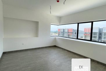 Elmina Business Park