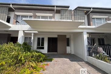 Penduline @ Bandar Rimbayu