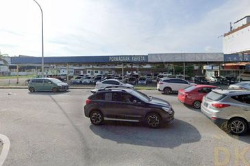 Persiaran Raja Muda Musa, Pelabuhan Klang