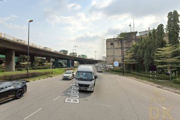 Persiaran Raja Muda Musa, Pelabuhan Klang