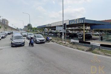 Persiaran Raja Muda Musa, Pelabuhan Klang