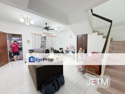 Taman Puchong Utama 18x65 Double Storey House , Selangor, Puchong