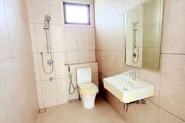 Elmina Green The Eighth @ City of Elmina