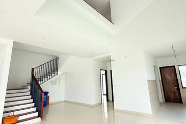 Elmina Green The Eighth @ City of Elmina