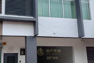 Bandar Bukit Raja @Taipan