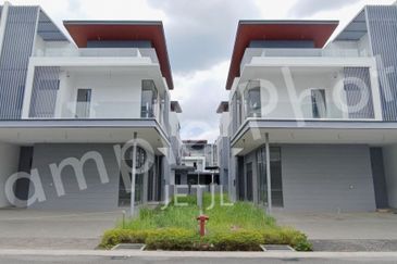 Broadleaf Residences, Hometree