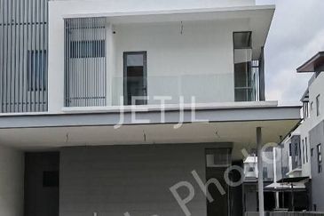 Broadleaf Residences, Hometree