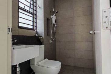 Robin @ Bandar Rimbayu