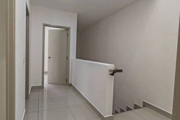 Robin @ Bandar Rimbayu