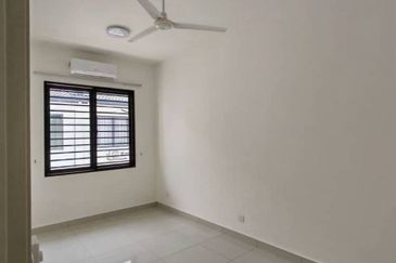 Robin @ Bandar Rimbayu