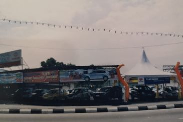 Jalan Meru, Batu 7