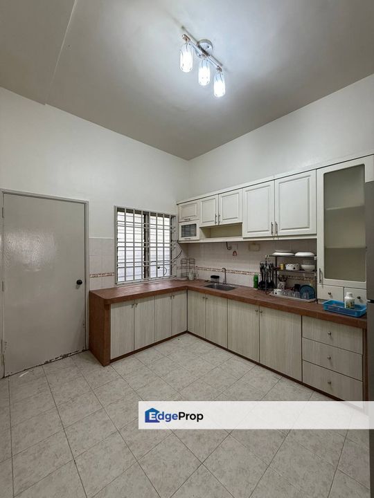 Bandar Puteri Klang 20x75 Fully Furnished Double Storey House , Selangor, Klang