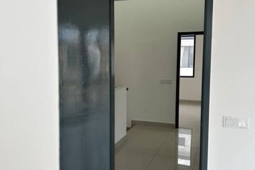 Robin @ Bandar Rimbayu