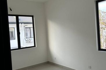 Robin @ Bandar Rimbayu