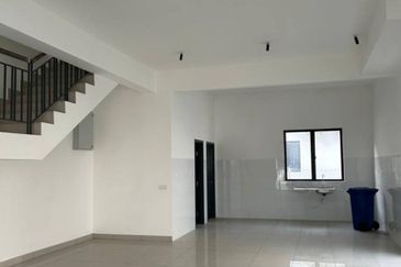 Robin @ Bandar Rimbayu