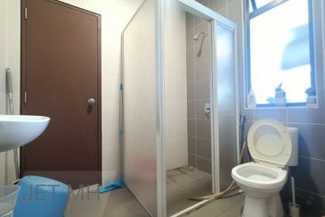 Scarlet @ Bandar Rimbayu