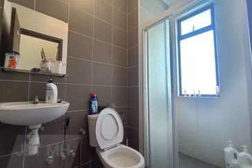 Scarlet @ Bandar Rimbayu