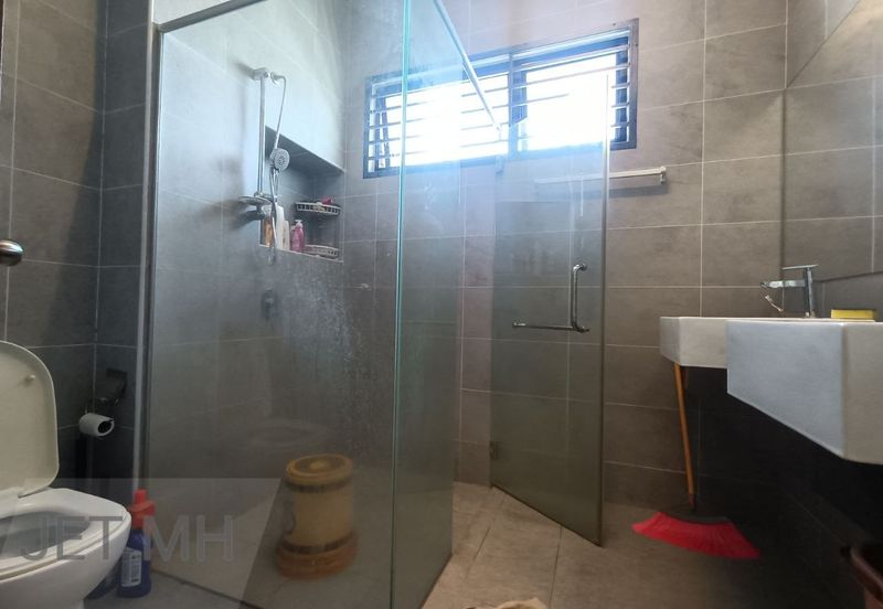 Scarlet @ Bandar Rimbayu