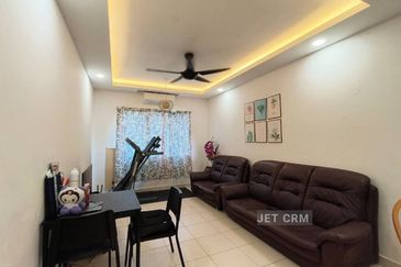 De Bayu Apartment @ Setia Alam