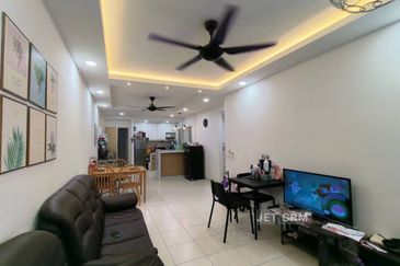 De Bayu Apartment @ Setia Alam