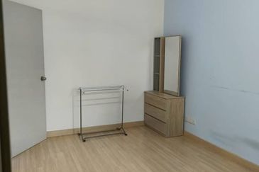 Saron @Bandar Bukit Raja