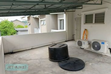 Saron @Bandar Bukit Raja