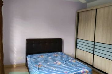 Saron @Bandar Bukit Raja