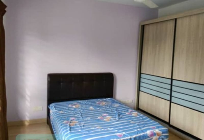 Saron @Bandar Bukit Raja