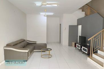 Saron @Bandar Bukit Raja