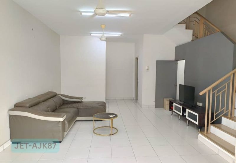 Saron @Bandar Bukit Raja