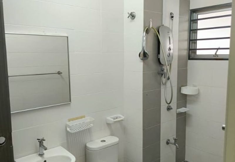 Saron @Bandar Bukit Raja