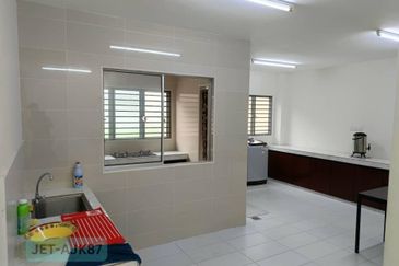 Saron @Bandar Bukit Raja