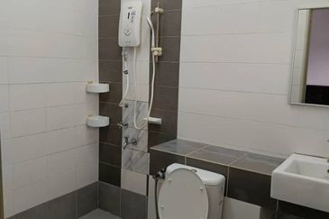 Saron @Bandar Bukit Raja