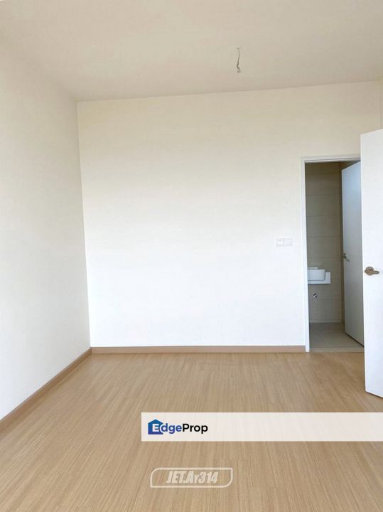 Ashino Gravit8 Kota Bayuemas Partial Furnished Unit , Selangor, Klang