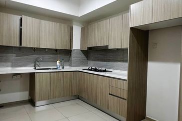 Gravit8 @ Klang South