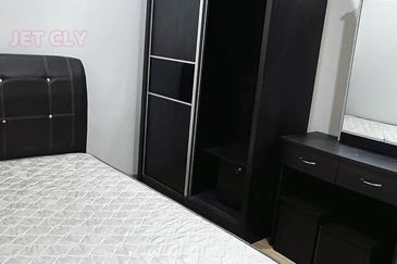 Gravit8 @ Klang South