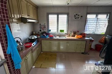 Port Klang (Pelabuhan Klang)