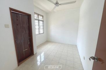 Bayu Villa Apartment, Bayu Perdana