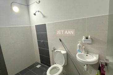 Taman Jenjarom Permai