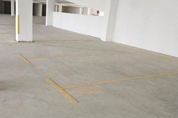 ADENIA APARTMENT @ BANDAR PARKLANDS, KLANG