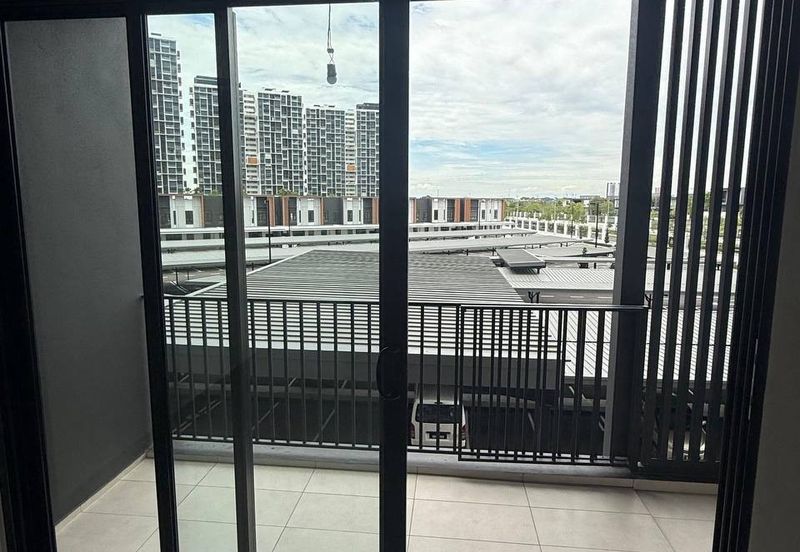 Co-Home @ Eden by The Parque Residences