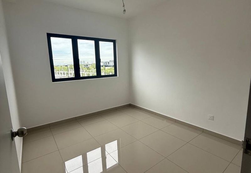 Co-Home @ Eden by The Parque Residences