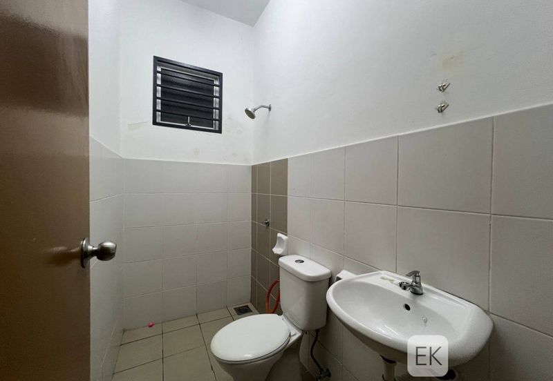 Azaria Apartment @ Bandar Paklands