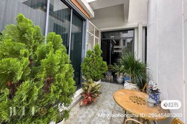 Terraza @ Eco Sanctuary