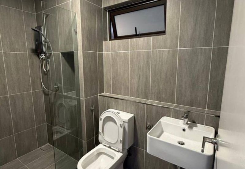 THE PULSE RESIDENCE & THE PULSE