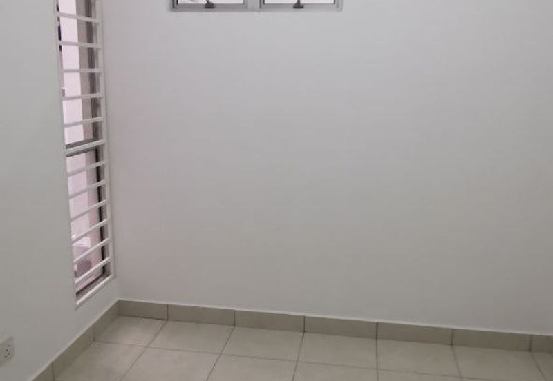 Azaria Apartment @ Bandar Paklands