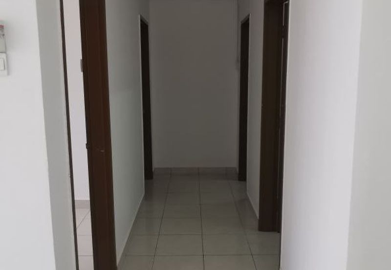 Azaria Apartment @ Bandar Paklands