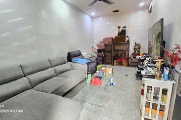 Taman Tepi Sungai ( Taman Teluk Pulai Indah )