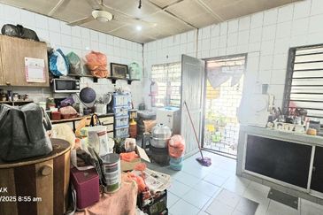 Taman Tepi Sungai ( Taman Teluk Pulai Indah )