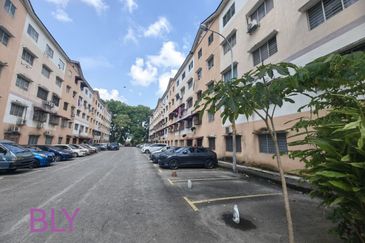 Bukit Tinggi 2 Apartment